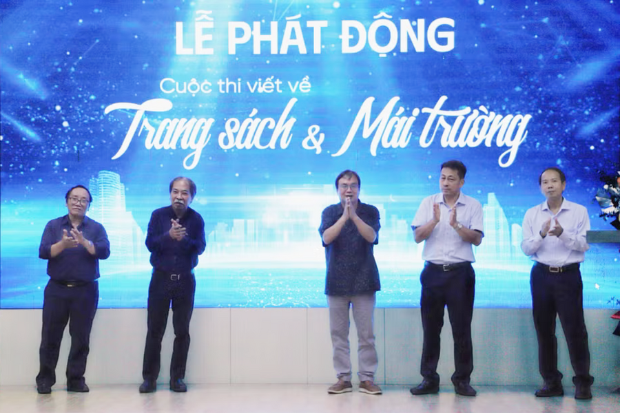 Phát động cuộc thi viết 'Trang sách và Mái trường'