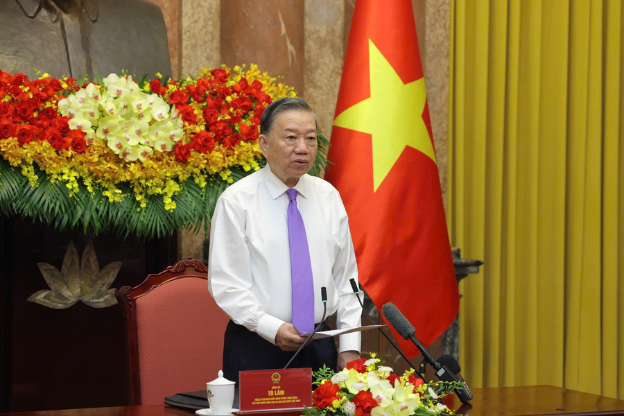 Mỗi việc tử tế, dù lớn hay nhỏ, đều làm cho xã hội bớt lạnh lùng đi, ấm áp hơn, nhân văn hơn và đáng sống hơn(*)