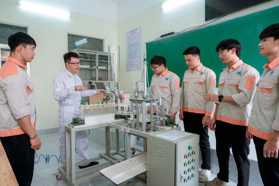 Linh hoạt đào tạo, bắt nhịp xu hướng việc làm