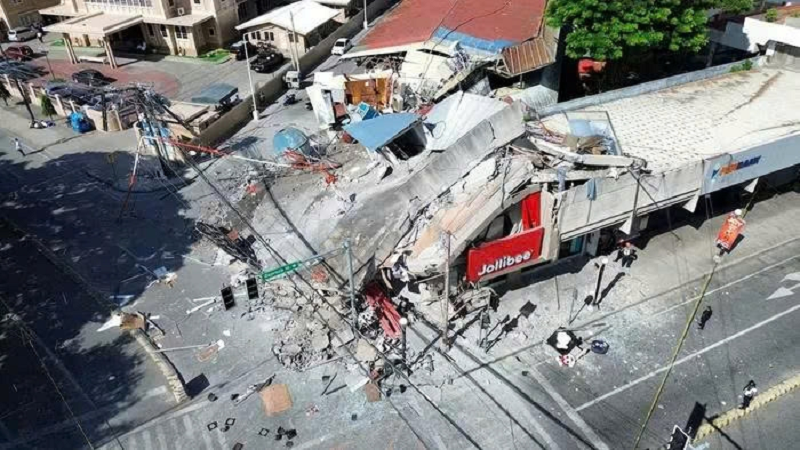 Tìm thấy 53 thi thể sau trận động đất mạnh tại Philippines