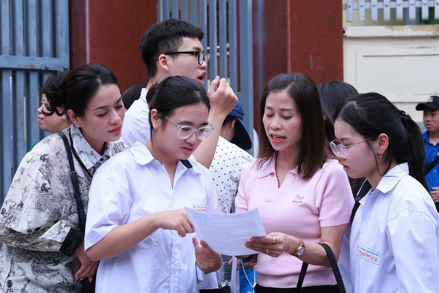 Gợi ý giải đề thi môn ngữ văn tốt nghiệp THPT 2026