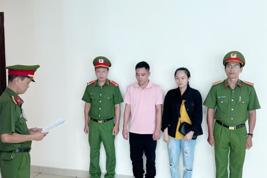 Khởi tố đối tượng sản xuất, buôn bán phân bón giả