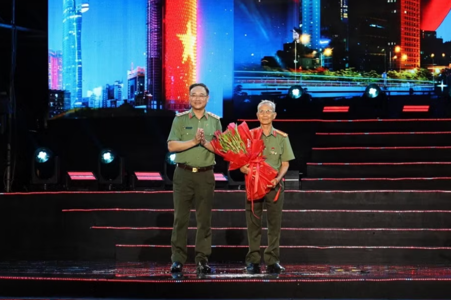 Gala 'Tổ quốc bình yên' tri ân chiến công thầm lặng của lực lượng an ninh nhân dân