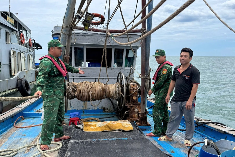 Hải đoàn Biên phòng 38 bắt giữ nhiều vi phạm trong lĩnh vực xăng dầu, thủy sản