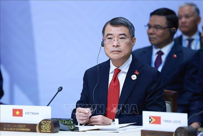 Thủ tướng Chính phủ Lê Minh Hưng dự Hội nghị cấp cao kỷ niệm 35 năm quan hệ ASEAN - Nga