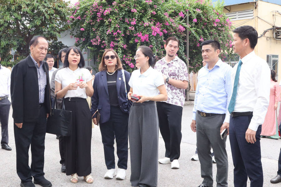 Giao lưu với đoàn nhà báo quốc tế, quảng bá hình ảnh Hải Phòng năng động, hội nhập
