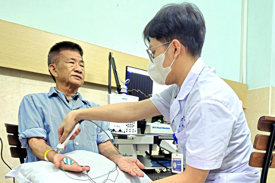 Xây dựng nền y tế thông minh, hiện đại