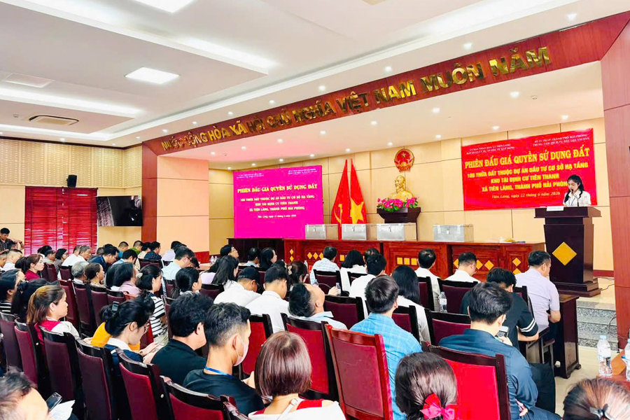 Đấu giá 100 lô đất tại Tiên Lãng thu hơn 205 tỷ đồng, tăng gần gấp đôi giá khởi điểm