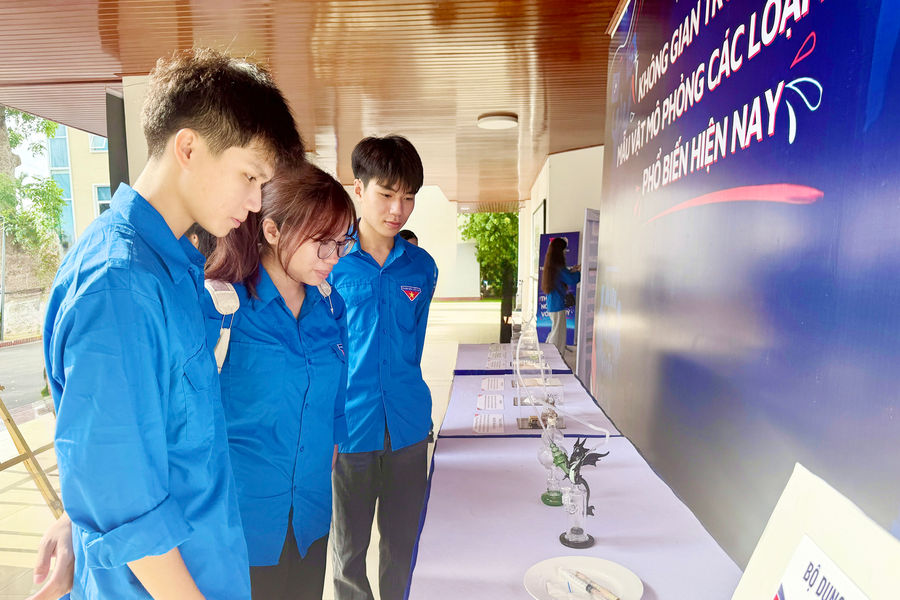 Chủ động ngăn chặn ma túy xâm nhập giới trẻ