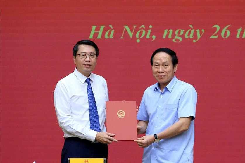 Bổ nhiệm đồng chí Trần Anh Tiến giữ chức Phó Chủ nhiệm Văn phòng Chính phủ