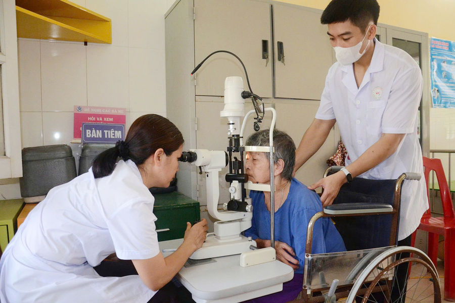 Nâng cao chất lượng khám chữa bệnh ở xã ven biển