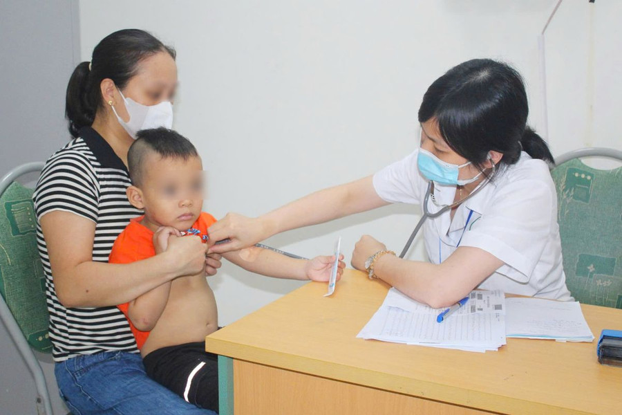 Số trẻ em mắc bệnh về tiêu hóa nhập viện tăng cao