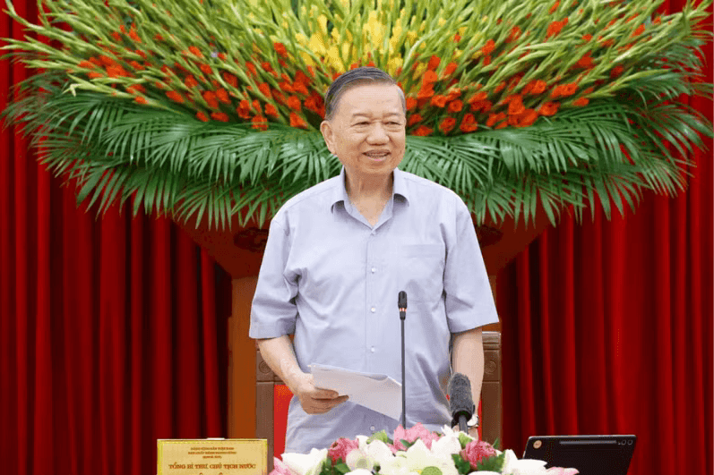 Mỗi chính sách phát triển cần hướng tới gia đình an toàn hơn, bình đẳng hơn, nhân văn hơn(*)