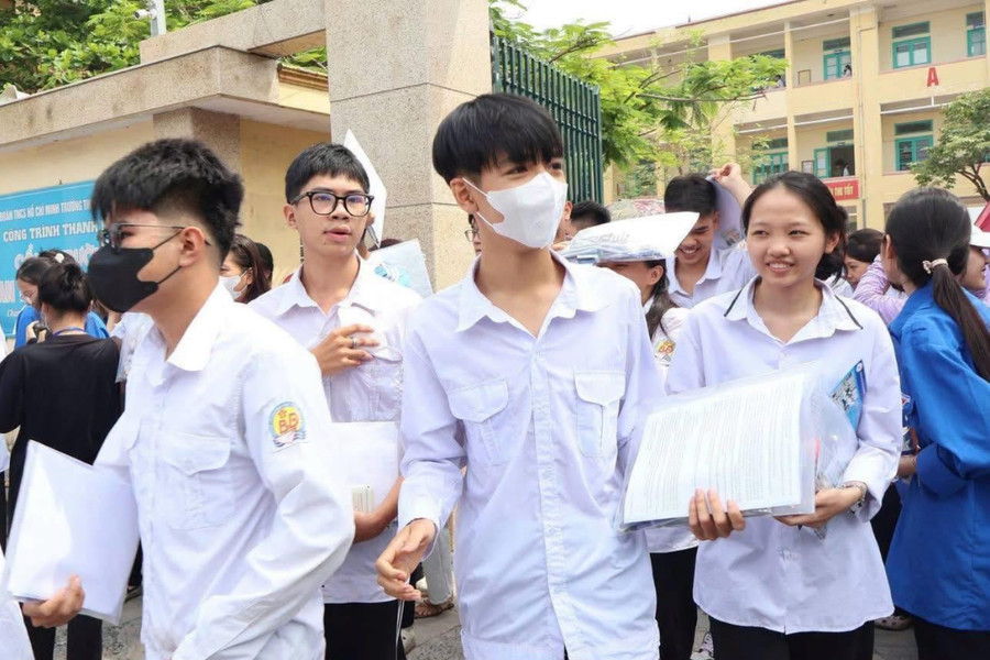 Hải Phòng công bố 26 điểm cấp tài khoản, hỗ trợ thí sinh tự do đăng ký xét tuyển đại học, cao đẳng