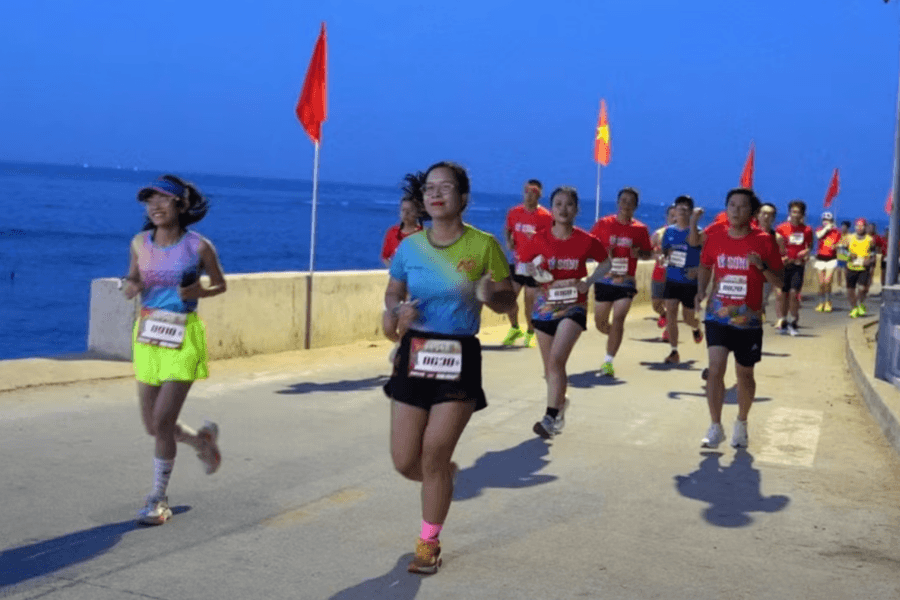 Gần 1.800 vận động viên tranh tài tại Lý Sơn Half Marathon 2026