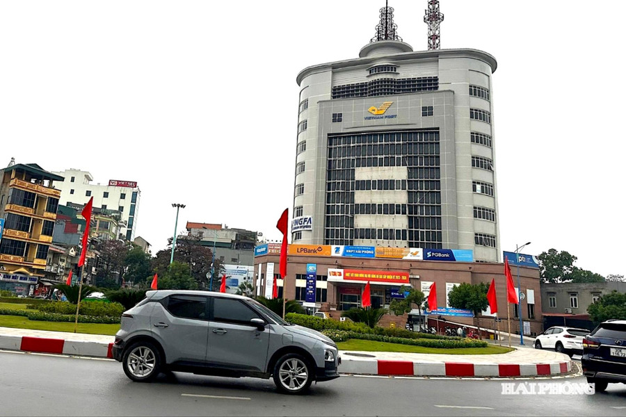 Xem xét mức thu phí trước bạ với ô tô tại Hải Phòng sau hợp nhất