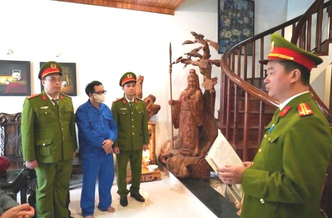 Cựu Giám đốc Đại học Huế lĩnh 13 năm tù vì chiếm đoạt tài sản