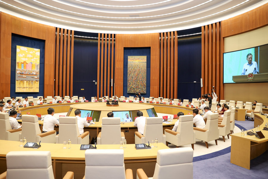 Tháo gỡ điểm nghẽn, khơi thông nguồn lực, hoàn thành cao nhất các mục tiêu năm 2026