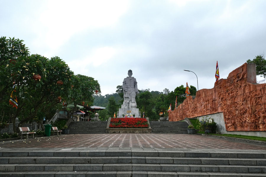 Bức phù điêu 'kể chuyện' cuộc kháng chiến của quân dân nhà Trần