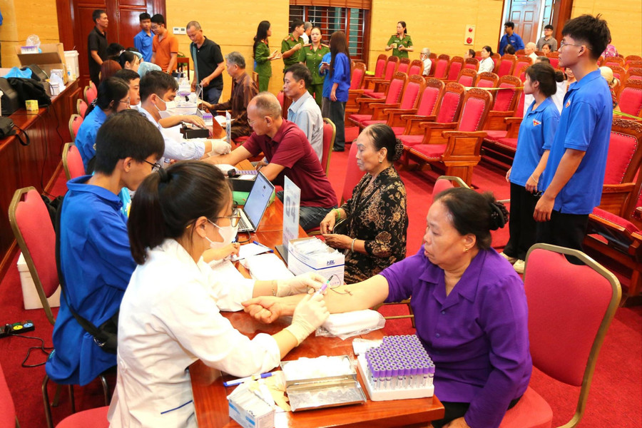 Thủ tướng yêu cầu đẩy mạnh thực hiện tìm kiếm, quy tập và xác định danh tính hài cốt liệt sĩ