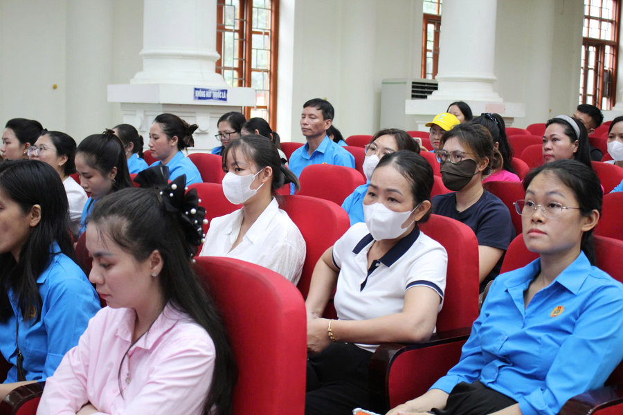 Nâng cao kỹ năng thương lượng cho cán bộ Công đoàn cơ sở