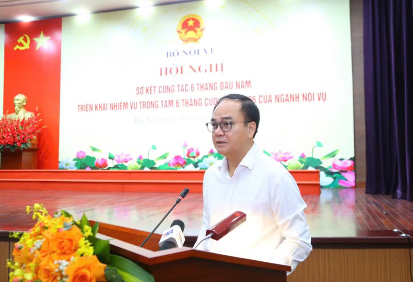 Tiếp tục tổ chức sắp xếp các xã, phường chưa đạt tiêu chuẩn