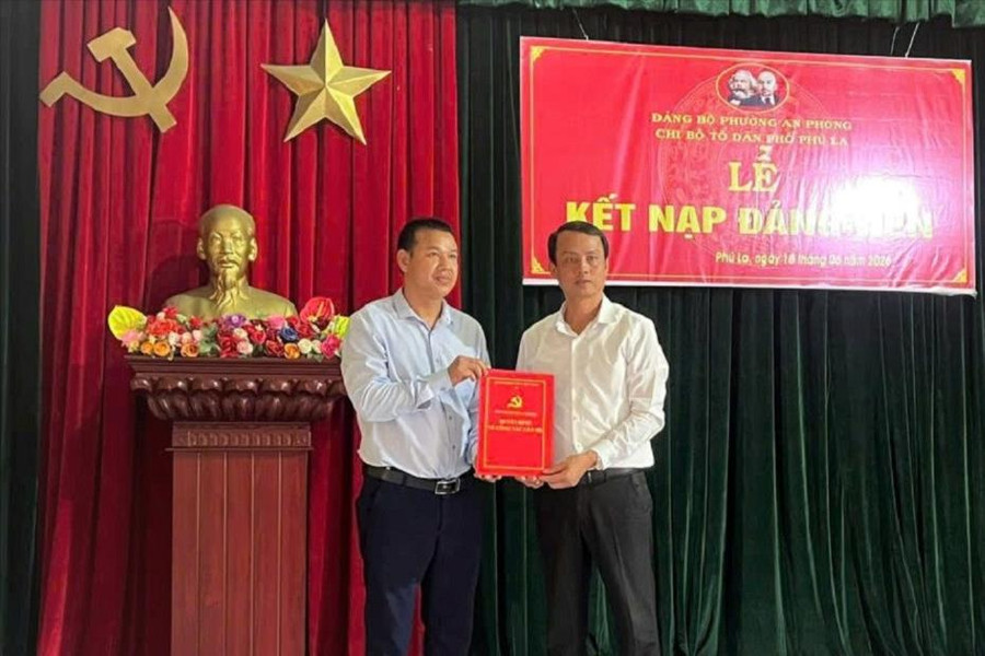 Phường An Phong hoàn thành vượt chỉ tiêu kết nạp đảng viên năm 2026