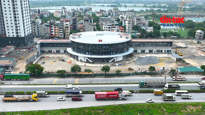 Toàn cảnh bến xe hiện đại bậc nhất Hà Nội sắp đưa vào khai thác