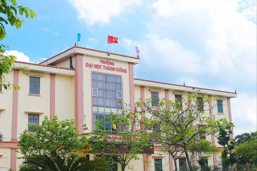 Đại học Thành Đông trao 50 suất học bổng toàn phần cho thí sinh khó khăn