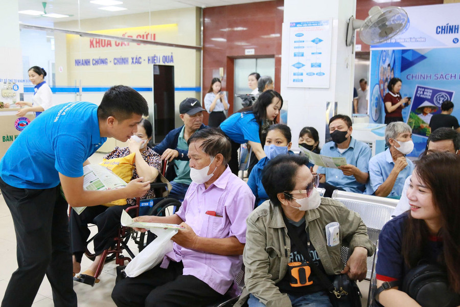 Tấm thẻ nhỏ, giá trị lớn khi bệnh tật ập đến