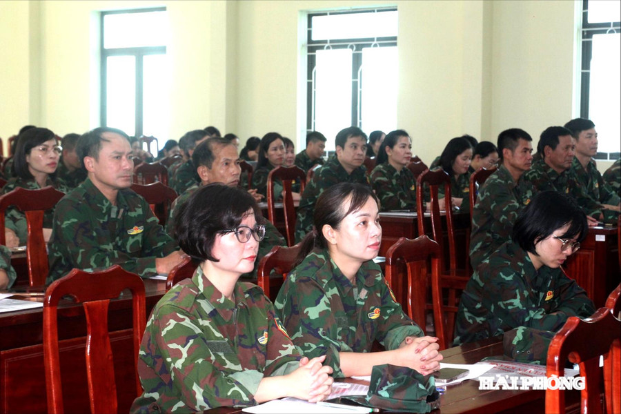 Bồi dưỡng kiến thức quốc phòng, an ninh cho 79 cán bộ diện đối tượng 3
