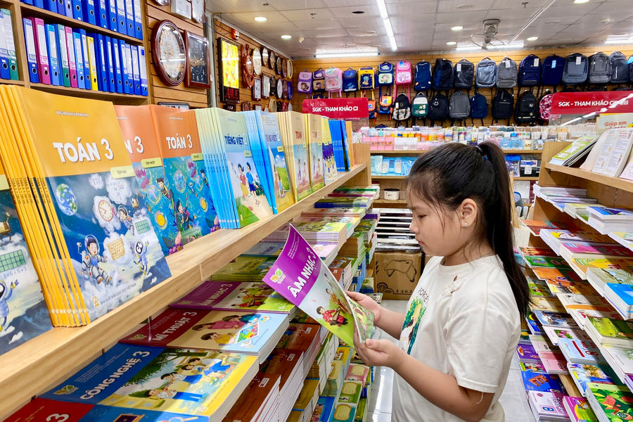 Niềm vui từ chủ trương miễn phí sách giáo khoa của Hải Phòng