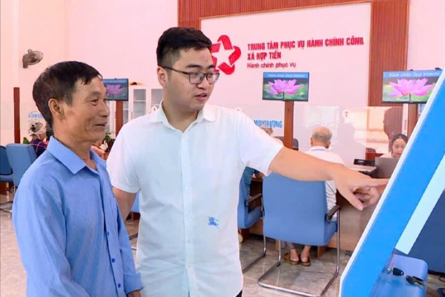 Tháo gỡ vướng mắc về nhân lực cho chuyển đổi số cấp xã