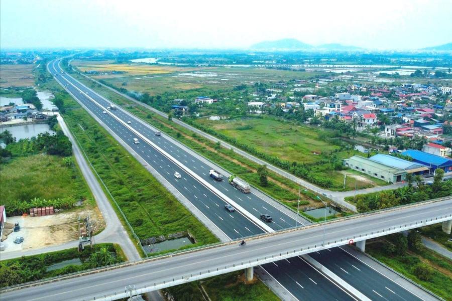 Đẩy nhanh giải phóng mặt bằng dự án đường sắt Lào Cai - Hà Nội - Hải Phòng