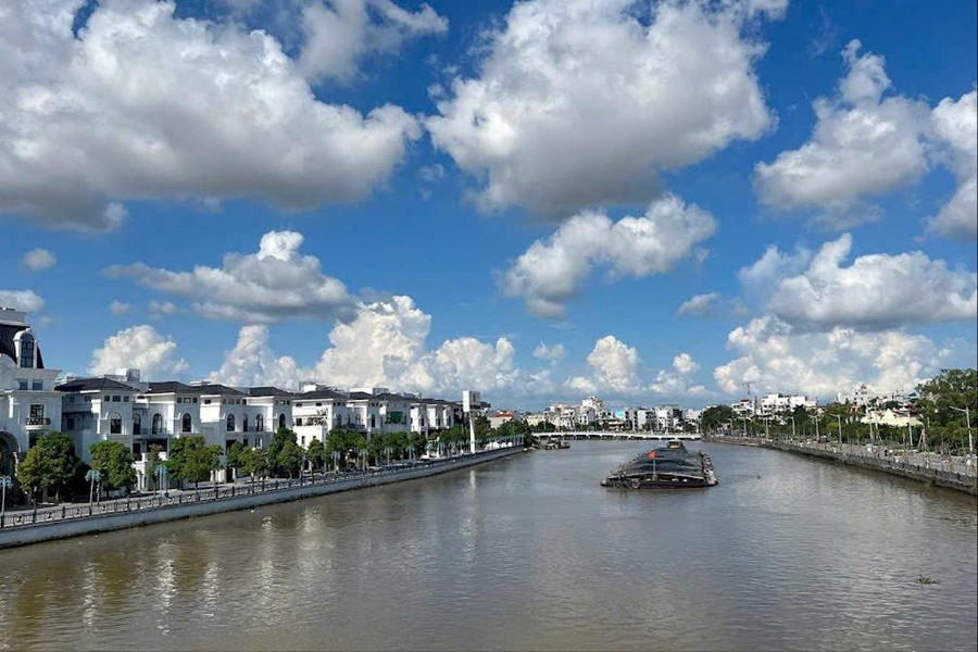 Gỡ 'nút thắt' phát triển vận tải thủy