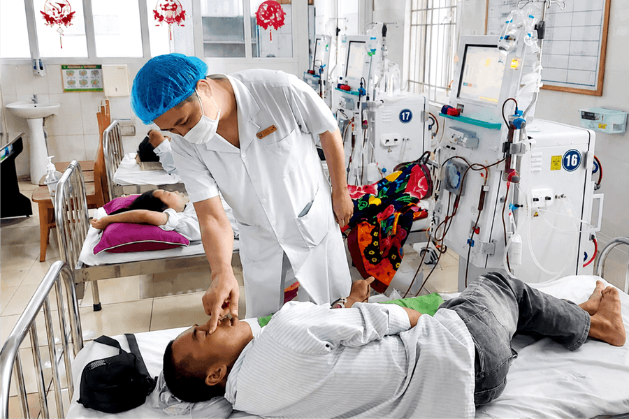 Gánh nặng kép của bệnh nhân chạy thận