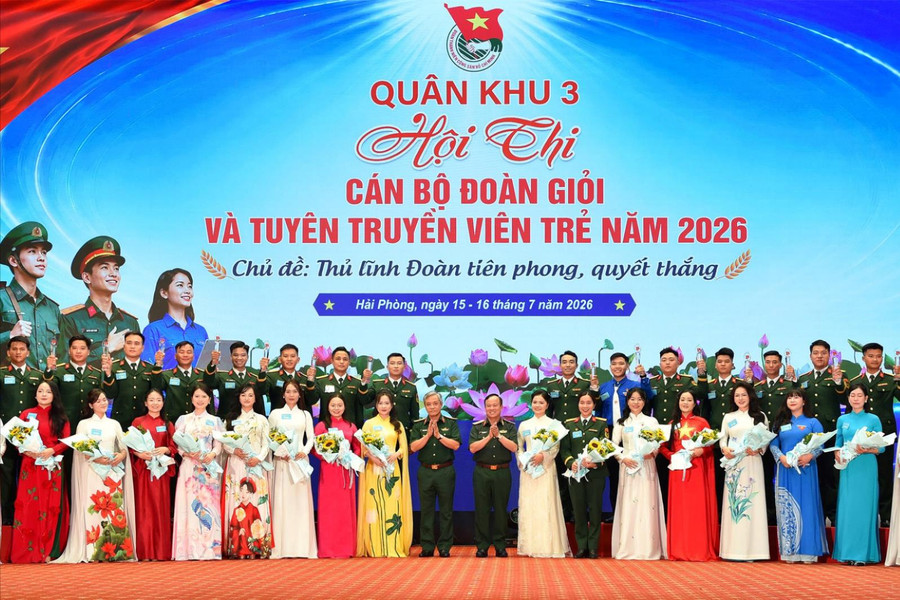 36 cán bộ Đoàn, tuyên truyền viên trẻ tranh tài cấp Quân khu