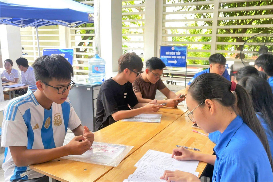 Thí sinh có thể nộp lệ phí xét tuyển đại học theo hình thức trực tuyến
