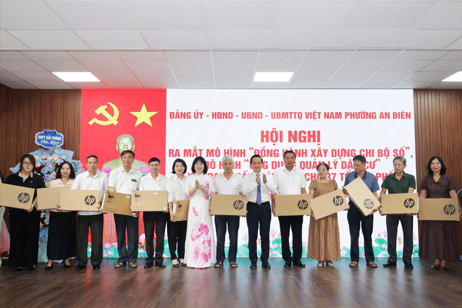 An Biên triển khai mô hình 'Đồng hành xây dựng chi bộ số', số hóa quản lý dân cư