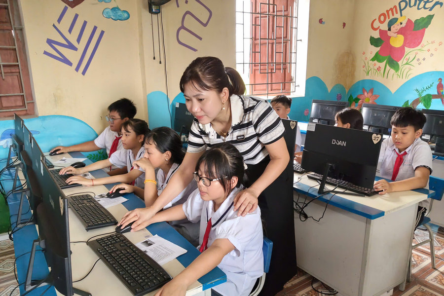 Hình thành trường học quy mô lớn, nâng cao hiệu quả quản trị