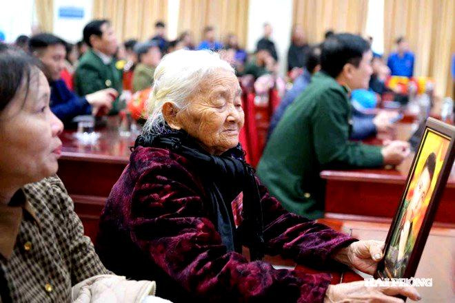 Công nghệ viết tiếp hành trình tri ân