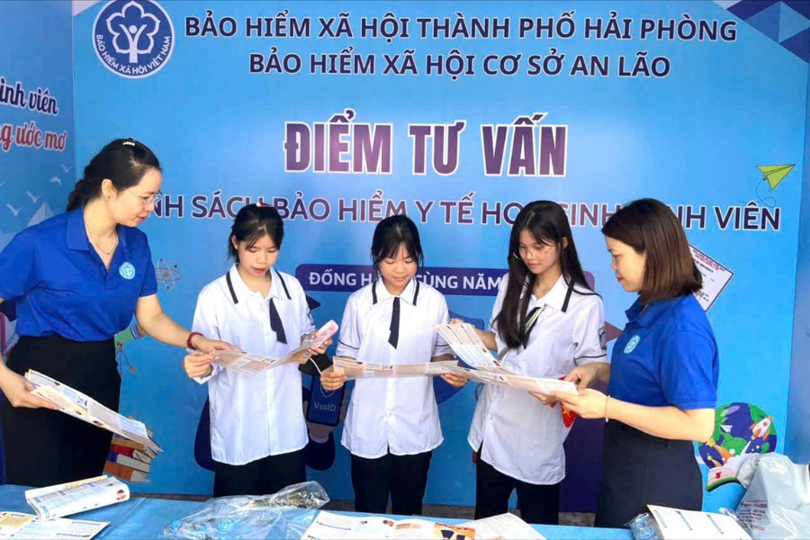 Tiếp tục duy trì tỷ lệ 100% học sinh, sinh viên tham gia bảo hiểm y tế
