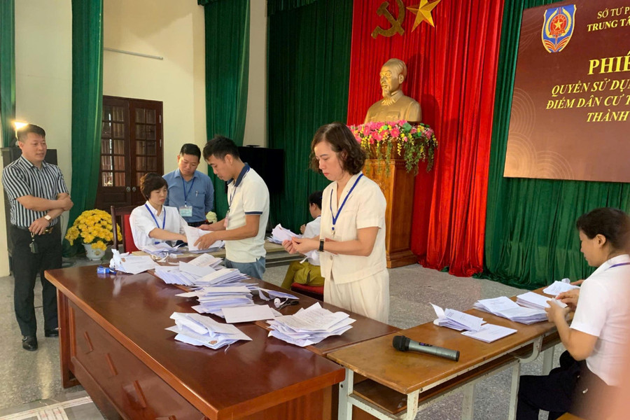 Đấu giá quyền sử dụng 55 lô đất ở Tân An, tăng thu hơn 12 tỷ đồng