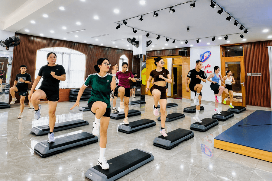 Khỏe khoắn điệu nhảy StepHi