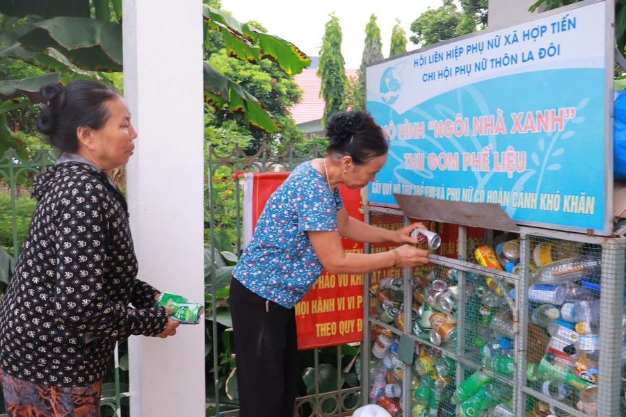 ‘Ngôi nhà xanh’ của phụ nữ xã Hợp Tiến gây quỹ giúp người khó khăn