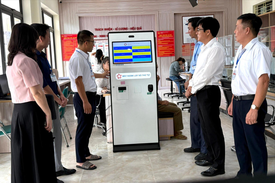 Tỷ lệ giải quyết hồ sơ thủ tục hành chính đúng, trước hạn của xã Kiến Thụy đạt 99,96%