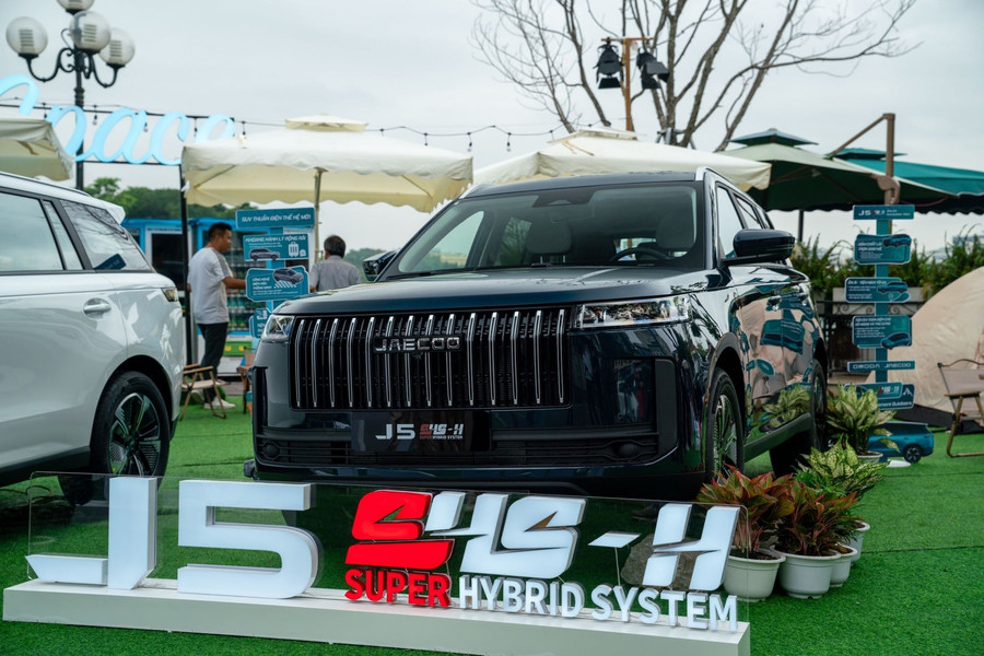Thị trường xe hybrid ở Việt Nam ngày càng sôi động