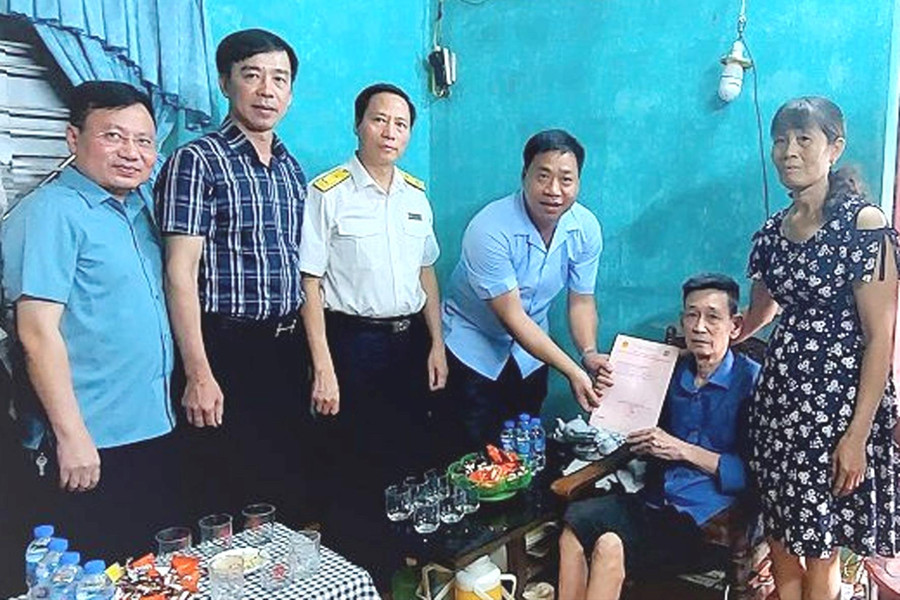 An Phong trao 'sổ đỏ' tại nhà cho gia đình chính sách