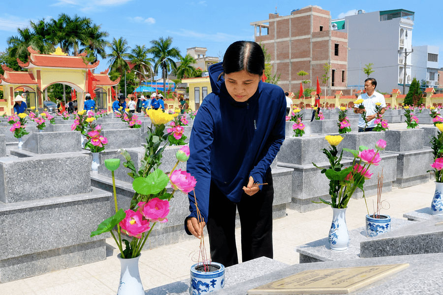 Bồi đắp những không gian tri ân