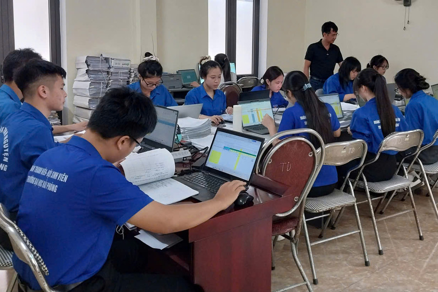 'Chạy nước rút' bảo đảm tiến độ các dự án xây dựng dữ liệu đất đai